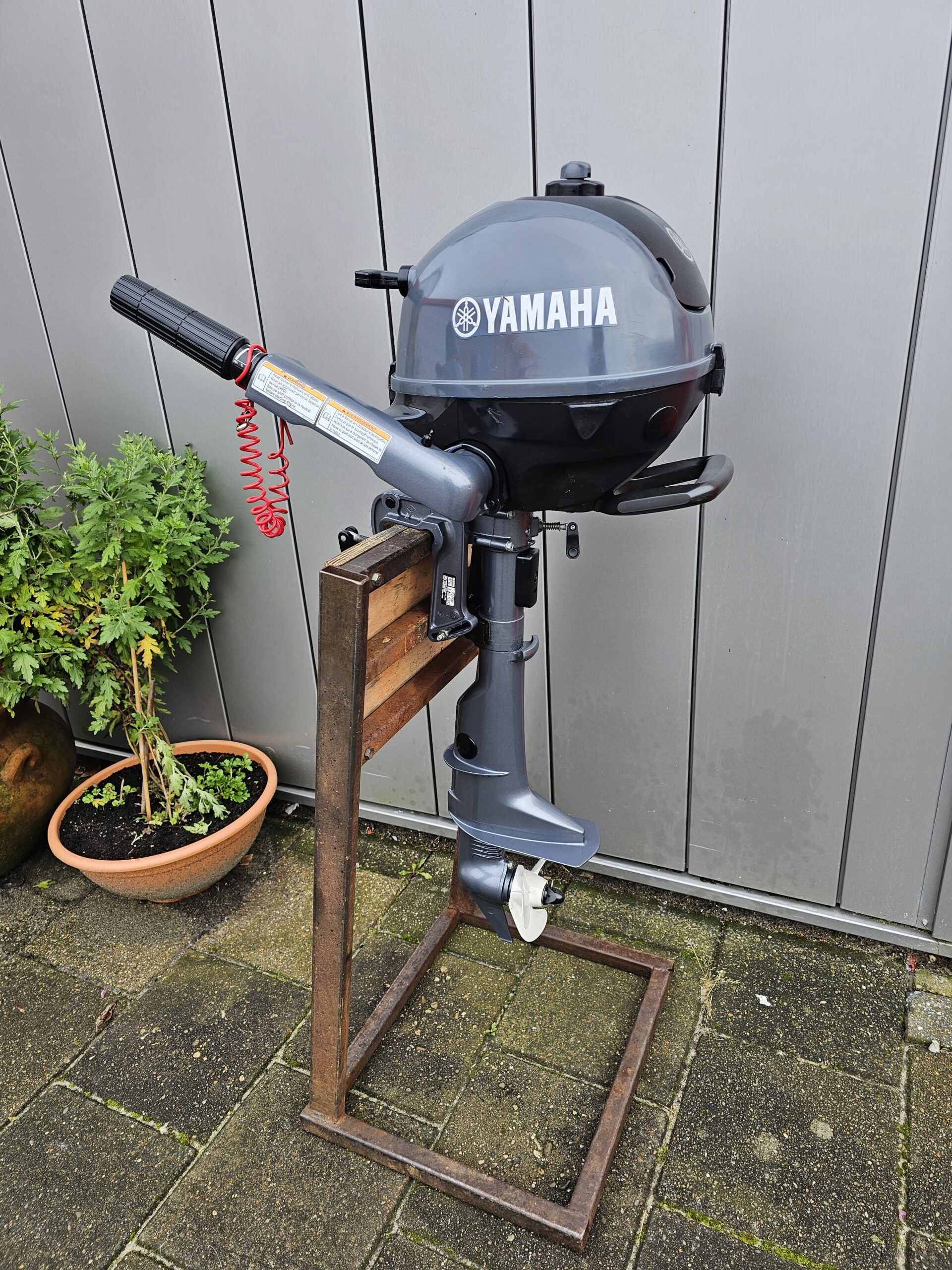 Used Yamaha 2.5 HP Outboard For Sale