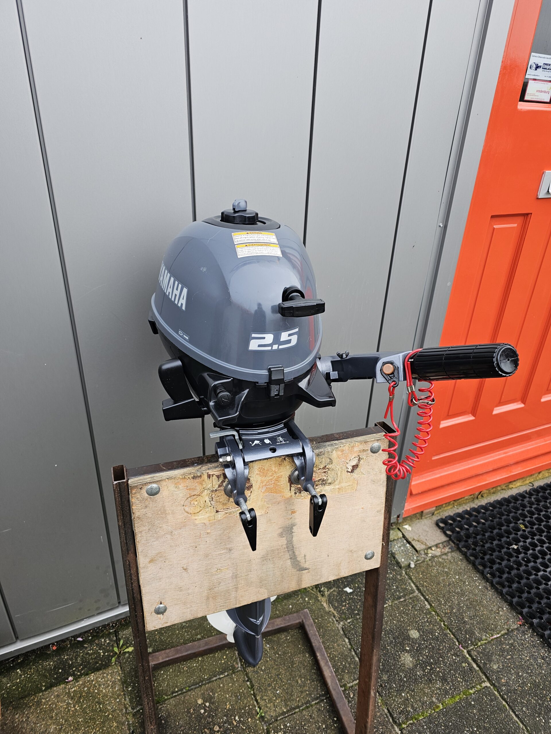 Used Yamaha 2.5 HP Outboard For Sale - Image 2