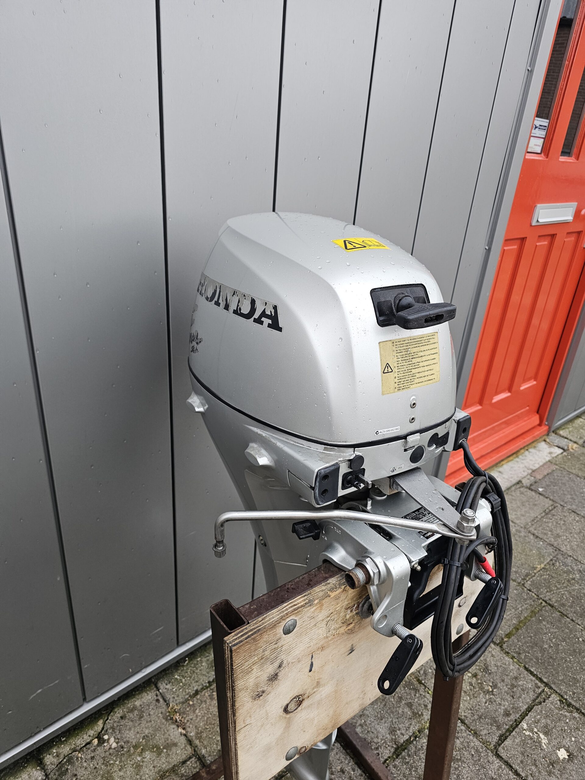 Used Honda 8 HP Outboard For Sale - Image 2