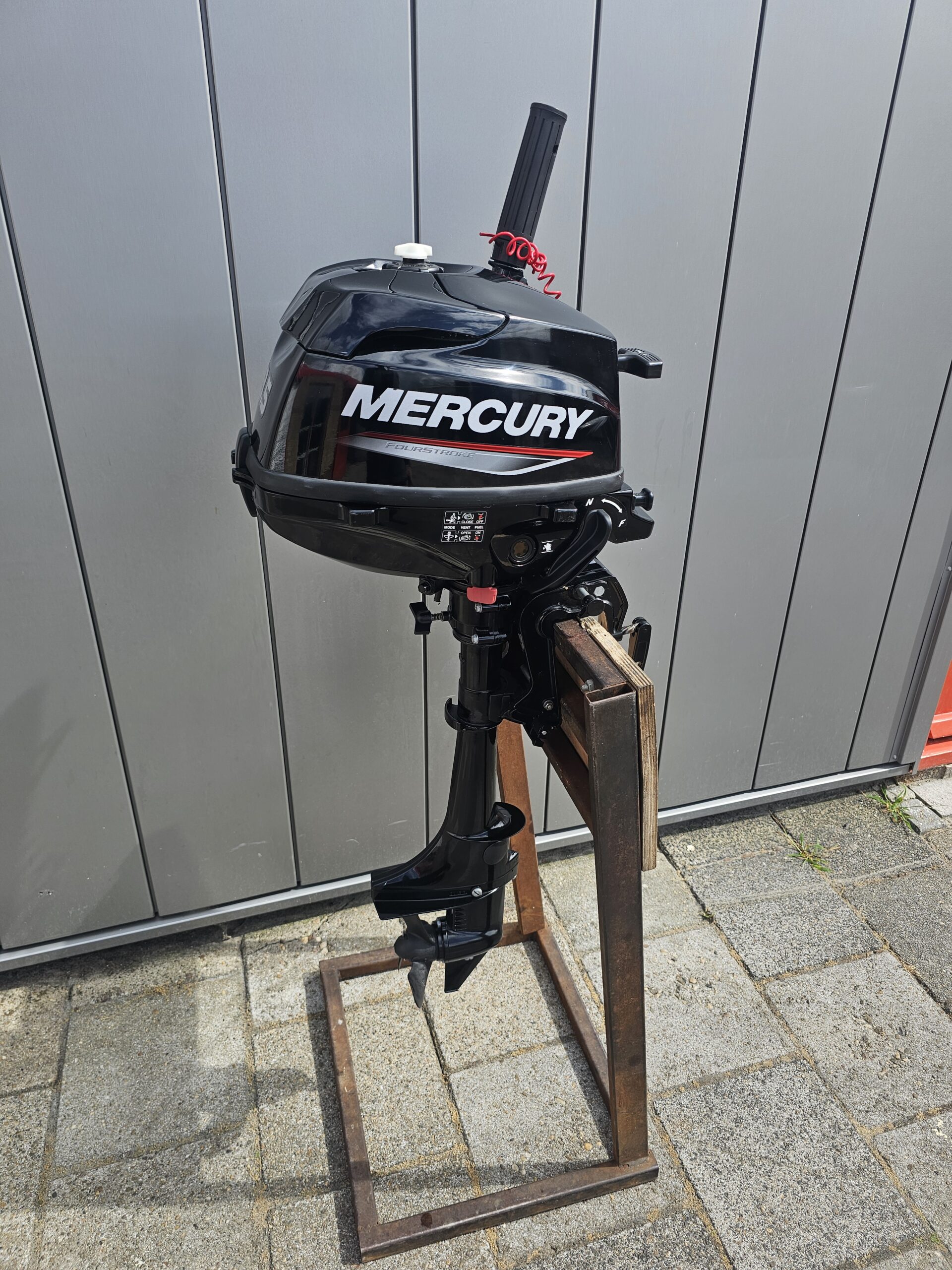 Used Mercury 3.5 hp Outboard For Sale - Image 3
