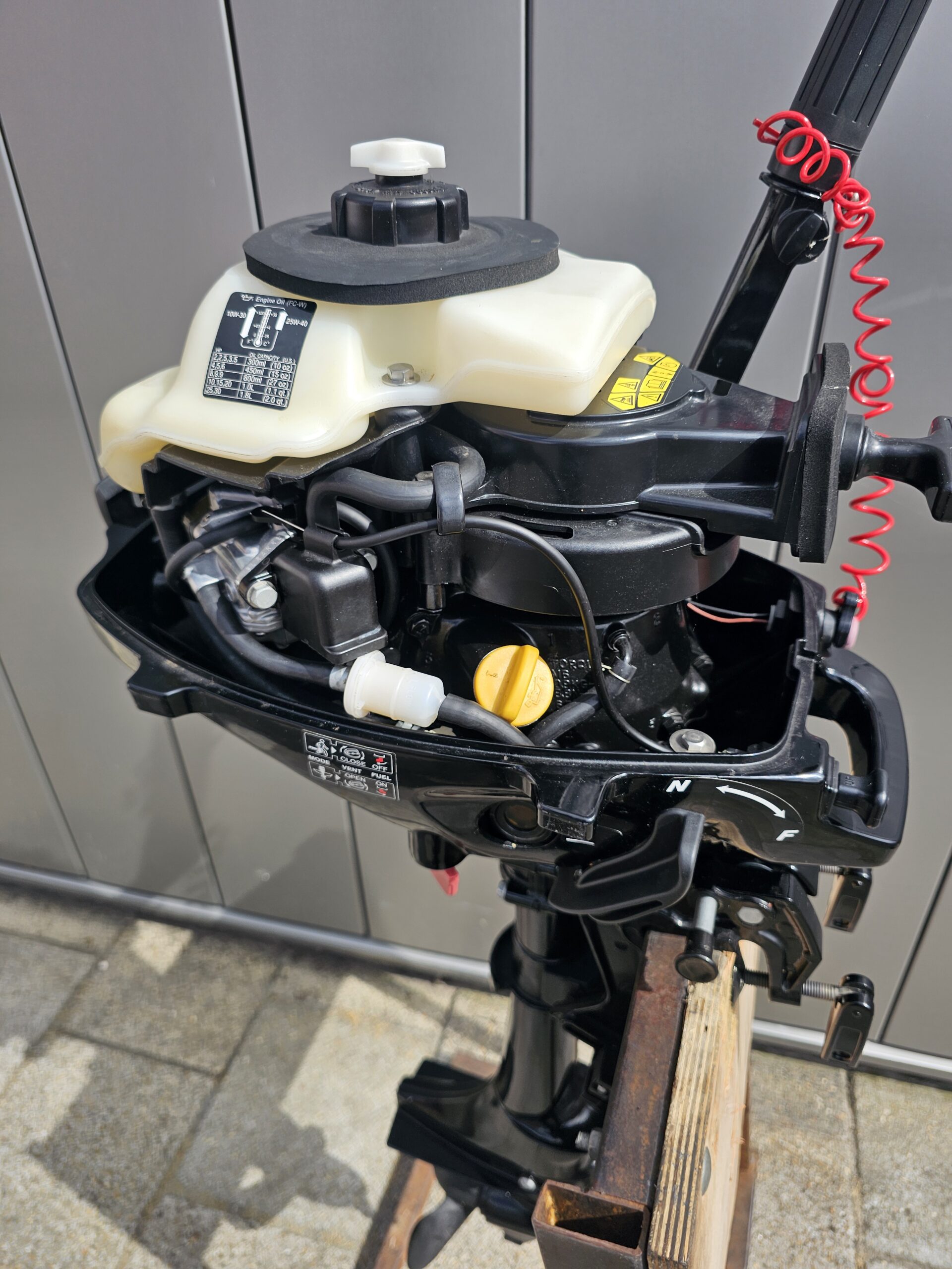 Used Mercury 3.5 hp Outboard For Sale - Image 4