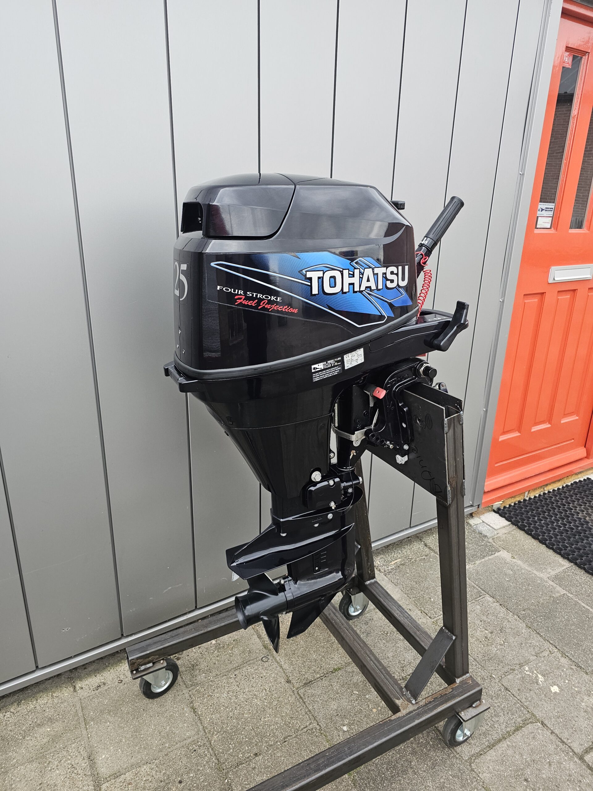 Tohatsu 25 HP Outboard Motor For Sale - Image 3