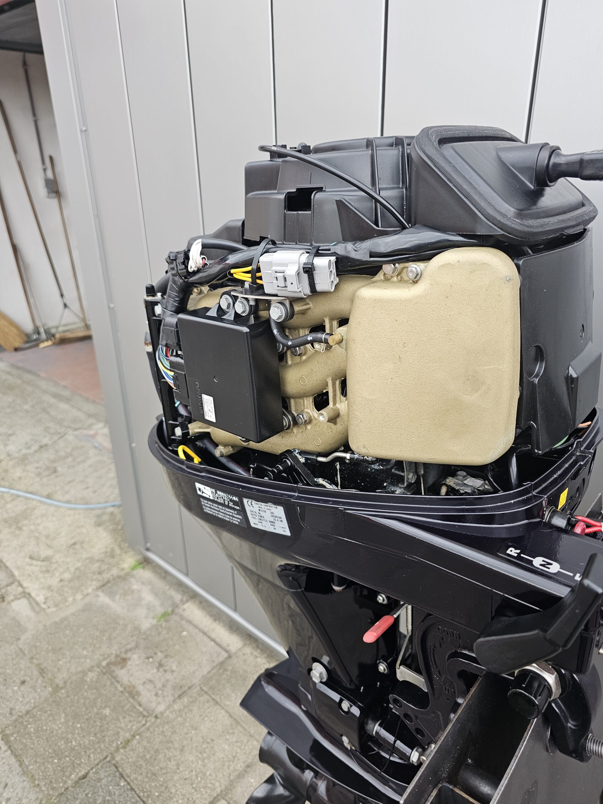 Tohatsu 25 HP Outboard Motor For Sale - Image 5